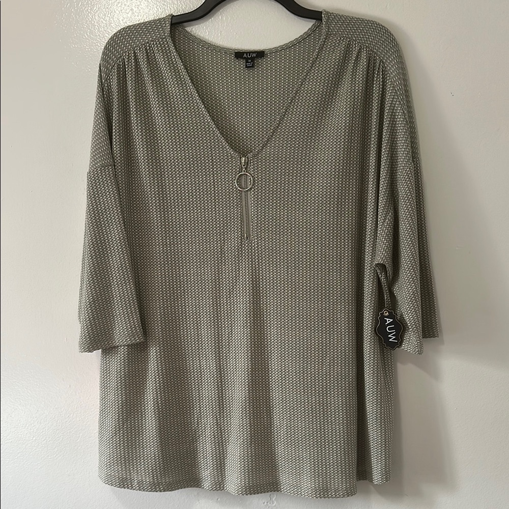 AUW Green Ribbed Relaxed Blouse